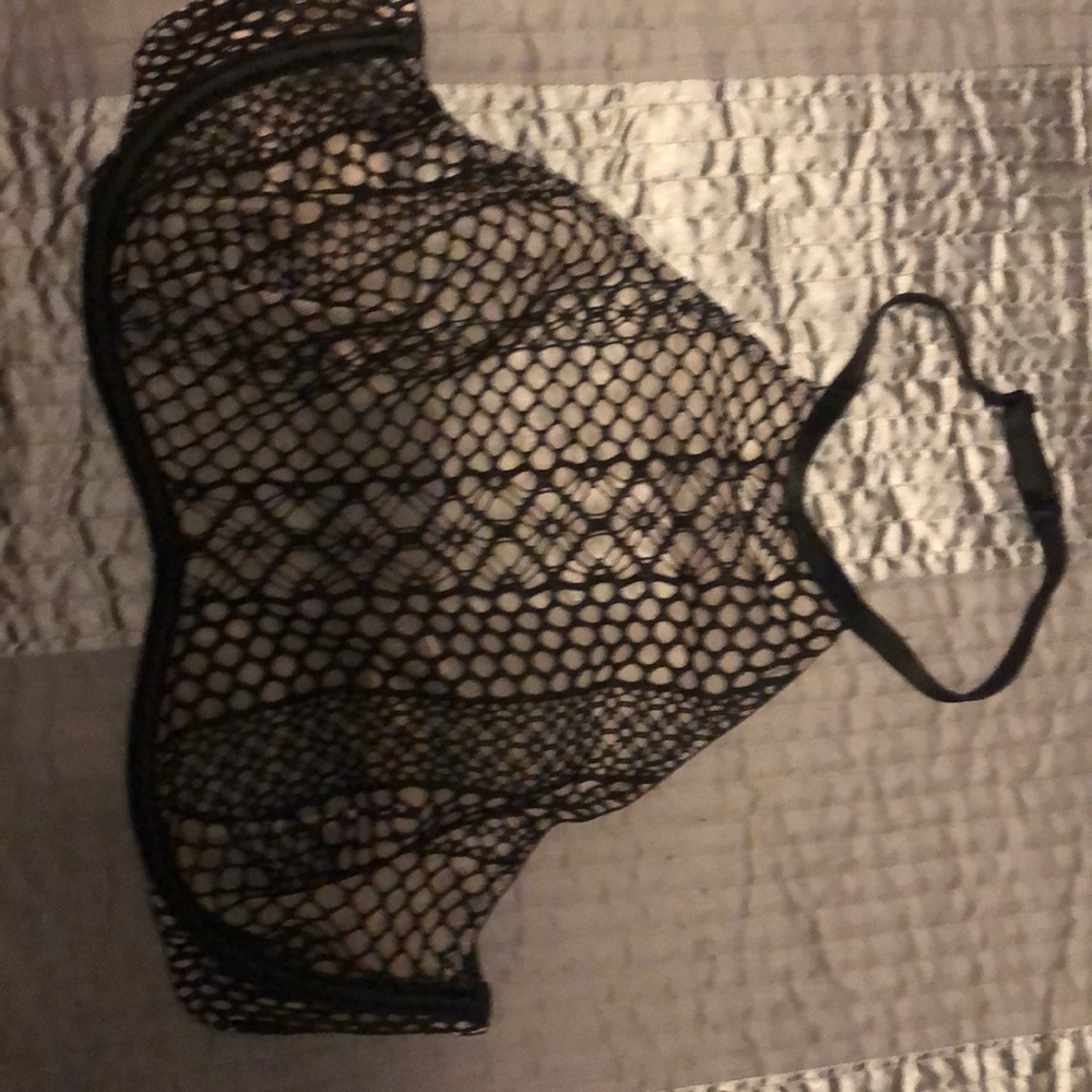 Vs Bra